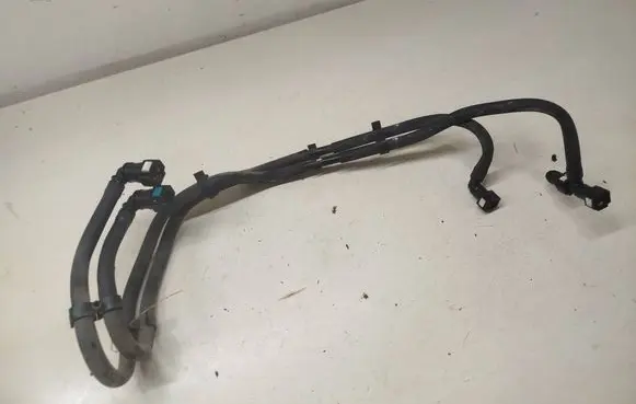 Nissan NV200 Fuel line pipe 