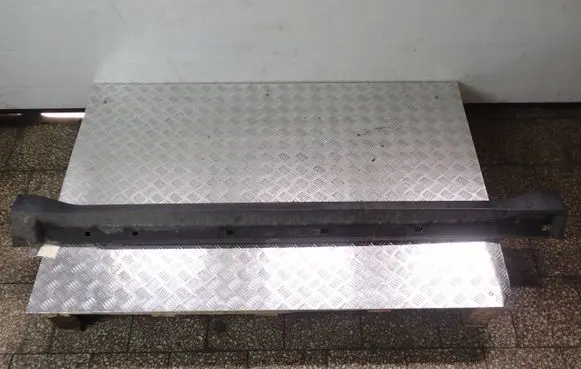 Subaru Forester SH Sill/side skirt trim