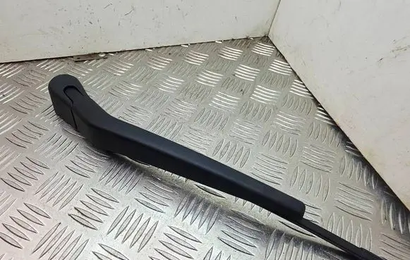Volvo V40 Rear wiper blade arm 31253325