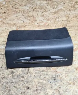 Mercedes-Benz CLK A209 C209 Glove box 