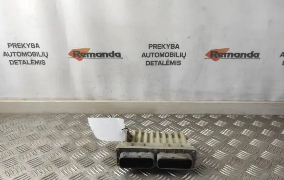Opel Zafira A Engine control unit/module 24410130 15396912