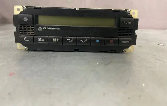 Volkswagen PASSAT B5.5 Climate control unit 3B1907044A 5HB00761702