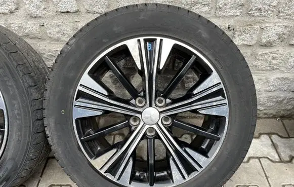 Mitsubishi Eclipse Cross R18 alloy rim PU18488C