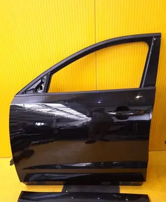 Jaguar E-Pace Front door
