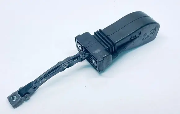 Volkswagen Touareg II Front door check strap stopper 7P0837249B 7P0837267