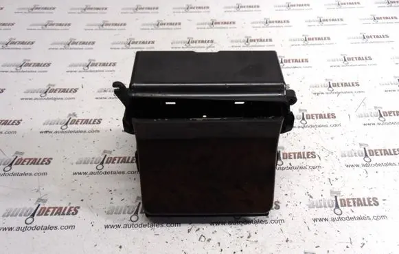 Mercedes-Benz E W210 Car ashtray E9300411
