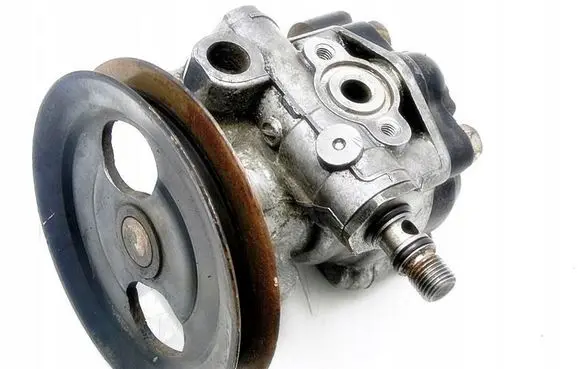 Mitsubishi Space Wagon Power steering pump 8038058010