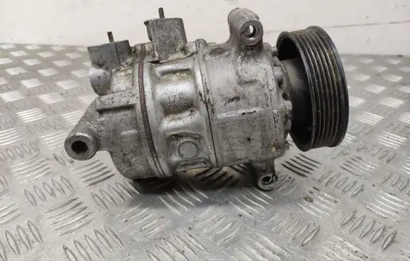 Volkswagen Golf VII Air conditioning (A/C) compressor (pump) 5Q0820803G