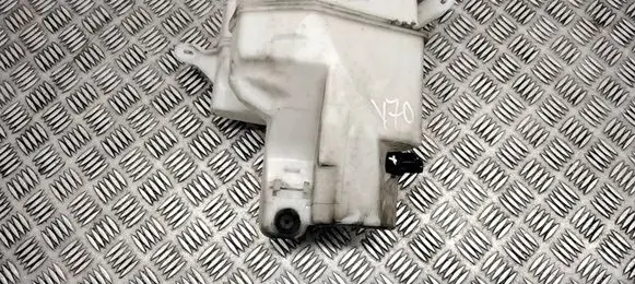 Windshield washer fluid reservoir/tank