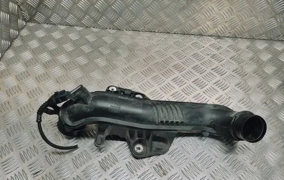 Audi A4 S4 B8 8K Intercooler hose/pipe 8K0145673BB