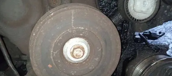 Ford C-MAX I Crankshaft pulley