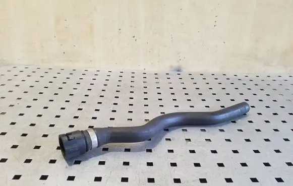 BMW 5 E39 Engine coolant pipe/hose 64218378953 8378953