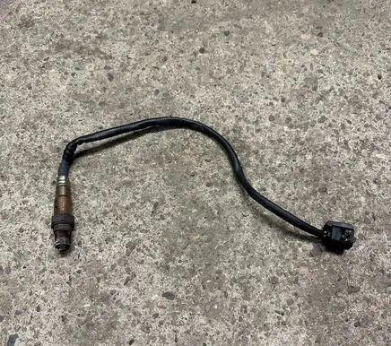 BMW 5 F10 F11 Lambda probe sensor 7576673