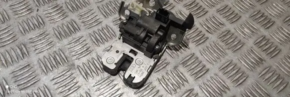Audi A7 S7 4G Tailgate/trunk/boot lock/catch/latch 8K9827505A
