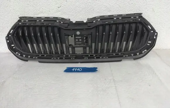 Skoda Fabia Mk4 (6VA) Front bumper upper radiator grill 6VA853653