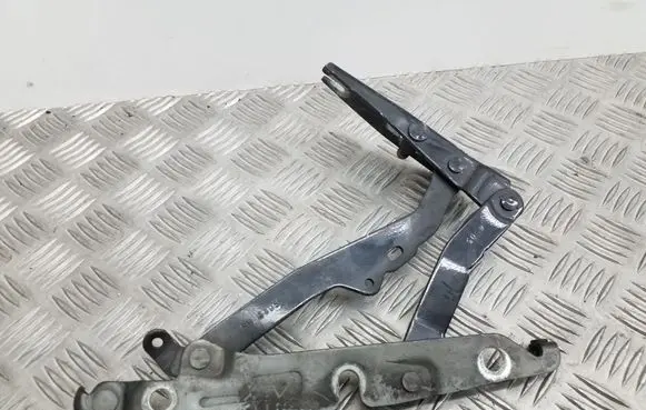 Audi A6 S6 C6 4F Tailgate/trunk/boot hinge 4F5827302