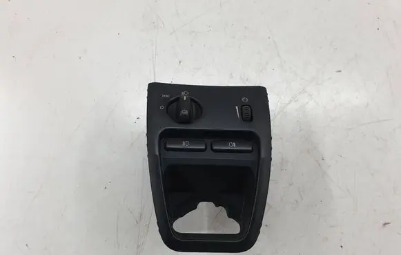 Volvo XC90 Light switch 8685450 7923 04W041