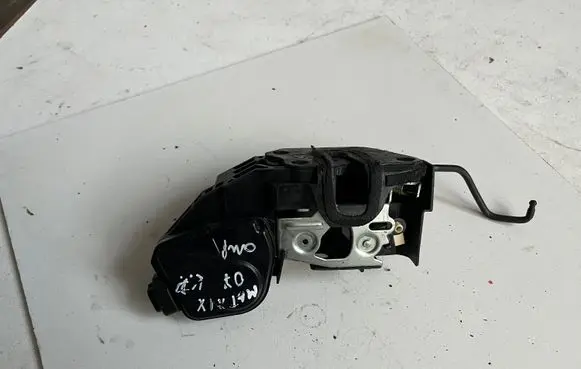 Hyundai Matrix Front door lock