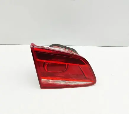 Volkswagen PASSAT B7 Tailgate rear/tail lights 3AE945093K