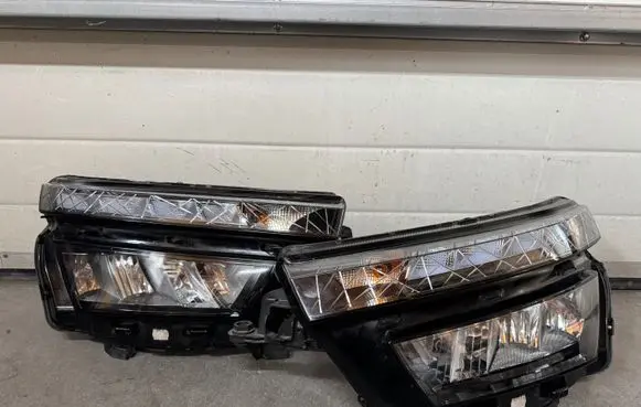 Skoda Kamiq Headlights/headlamps set 658941016 658941015