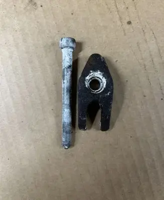 Peugeot Boxer Fuel Injector clamp holder 9674341880