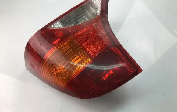 Ford Focus Tailgate rear/tail lights XS4X13404BD