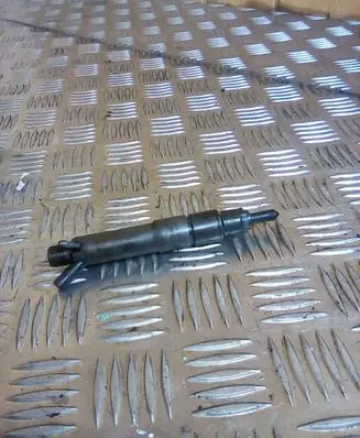Audi A3 S3 8L Fuel injector 038130201G