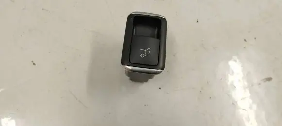 Mercedes-Benz GLE (W166 - C292) Tailgate opening switch A1668707610