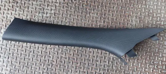 Dodge Durango III (A) pillar trim 5VK87DX9AD
