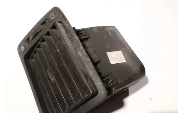 Fiat Scudo Dash center air vent grill 9634499077
