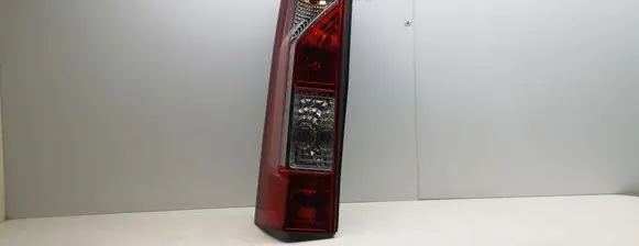 Opel Movano B Rear/tail lights 17109600