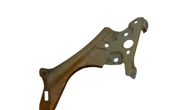 Skoda Fabia Mk4 (6VA) Fender mounting bracket 6VA821228