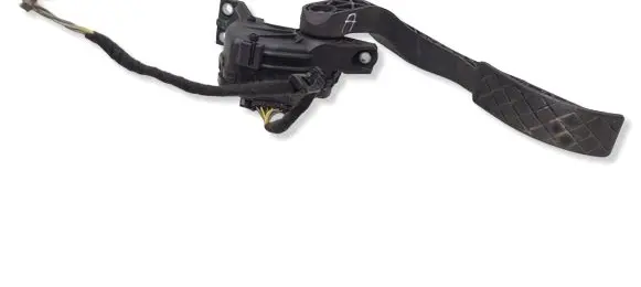 Audi A4 S4 B7 8E 8H Accelerator throttle pedal 8E1721523C