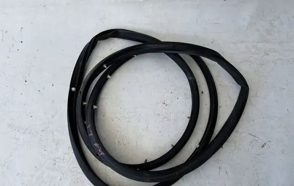 Opel Astra J Rubber seal loading door 