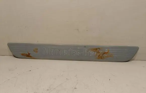 Mercedes-Benz E W213 Front sill trim cover A2056804209