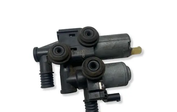 BMW X3 E83 Coolant heater control valve 64118369807
