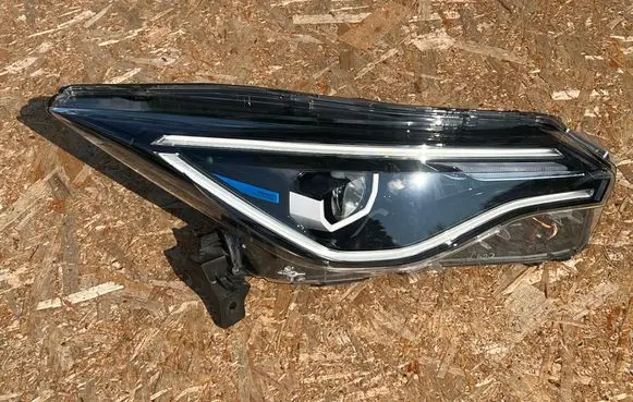 Renault Zoe Headlight/headlamp 260102384R 1006E003