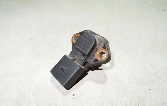 Audi A6 S6 C5 4B Air pressure sensor 059906051 0281002326