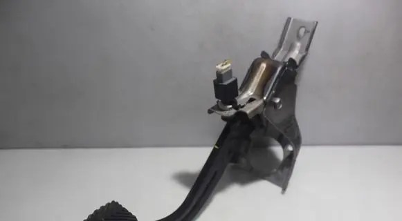 Clutch pedal
