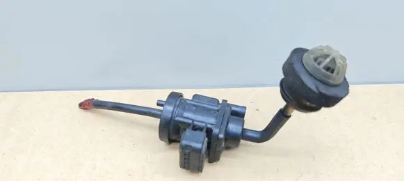 Mercedes-Benz CLK A209 C209 Turbo solenoid valve A0005450427