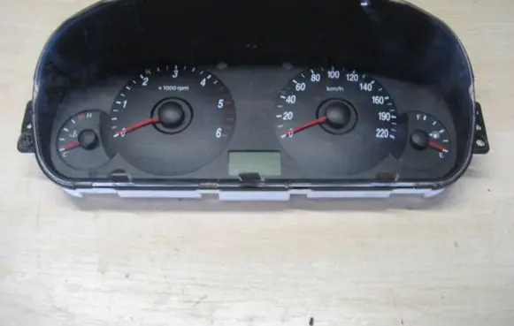 Hyundai Elantra Speedometer (instrument cluster) 940162D300