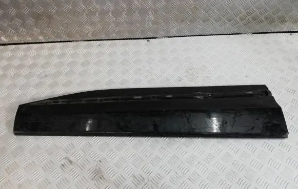KIA Sportage Front door trim (molding) 87721-R2100 12612023177 X1CBA0620
