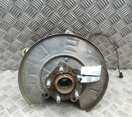 Tesla Model 3 Rear wheel hub 104441100G 104466500C