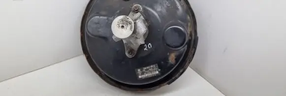 Volkswagen Multivan T5 Brake booster 7H0612101A