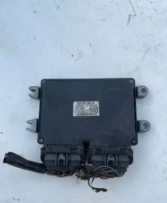 Opel Agila B Engine control unit/module 3392051K0