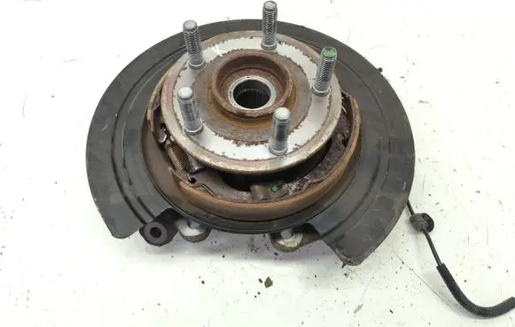 Dodge Durango III Rear wheel hub 04877113AC