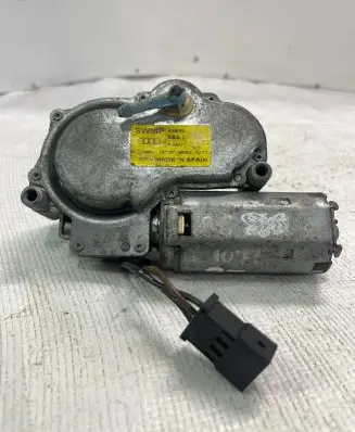 Audi A6 S6 C4 4A Rear window wiper motor 46934303 3385