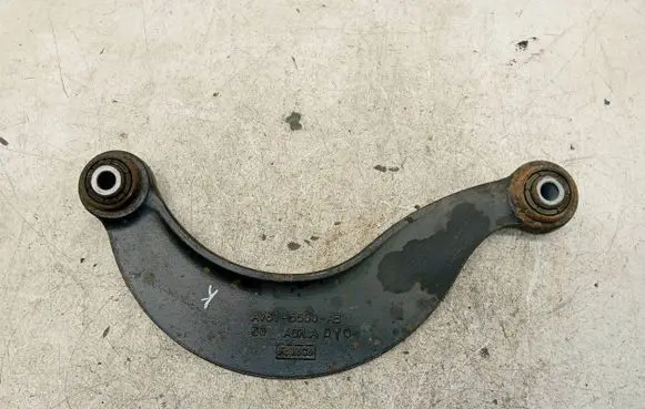 Volvo V40 Rear control arm AV615500AB