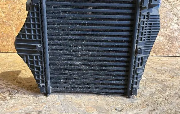Audi Q8 Intercooler radiator 4M0094E 4M0145803BT B003285