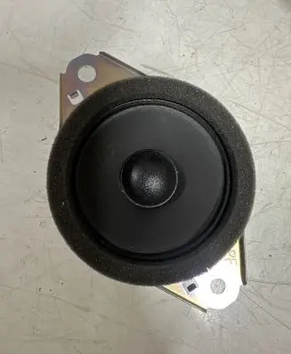 Lexus ES 250 - 300 - 330 Rear door speaker 8616033A50